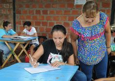 Foto de la galería: Ayuda social de Militancia Renovadora