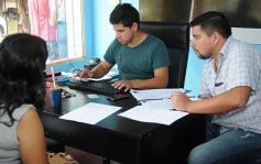 Foto de la galería: Ayuda social de Militancia Renovadora