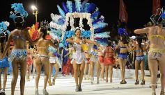 Foto de la galería: Los corsos en la costanera posadeña: show inigualable