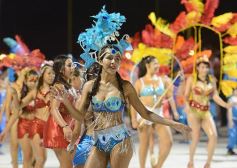 Foto de la galería: Los corsos en la costanera posadeña: show inigualable