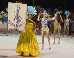 Foto de la galería: Los corsos en la costanera posadeña: show inigualable
