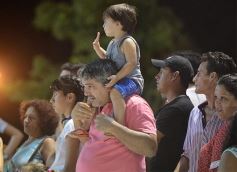 Foto de la galería: Los corsos en la costanera posadeña: show inigualable