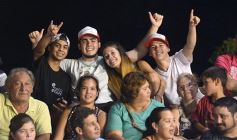 Foto de la galería: Los corsos en la costanera posadeña: show inigualable