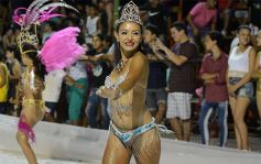 Foto de la galería: Los corsos en la costanera posadeña: show inigualable