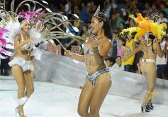 Foto de la galería: Los corsos en la costanera posadeña: show inigualable