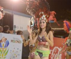 Foto de la galería: Los corsos en la costanera posadeña: show inigualable