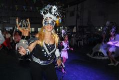 Foto de la galería: Carnaval "como en los viejos tiempos" en el club Sarmiento