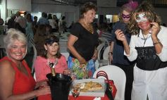 Foto de la galería: Carnaval "como en los viejos tiempos" en el club Sarmiento