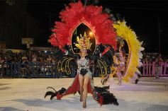 Foto de la galería: Cierre de lujo para los carnavales misioneros en San Ignacio