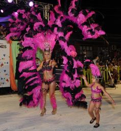 Foto de la galería: Cierre de lujo para los carnavales misioneros en San Ignacio