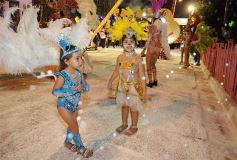Foto de la galería: Cierre de lujo para los carnavales misioneros en San Ignacio