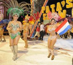 Foto de la galería: Cierre de lujo para los carnavales misioneros en San Ignacio