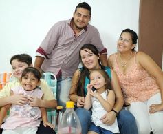 Foto de la galería: Festejo de Alexandra en Itaembé Guazú