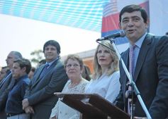 Foto de la galería: La apertura oficial del ciclo lectivo en Itaembé Miní