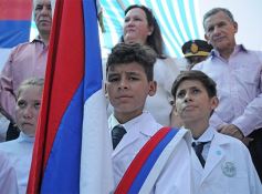 Foto de la galería: La apertura oficial del ciclo lectivo en Itaembé Miní