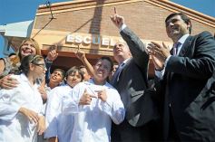 Foto de la galería: La apertura oficial del ciclo lectivo en Itaembé Miní