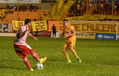 Foto de la galería: En una ráfaga Crucero lo dio vuelta y derrotó de local a Los Andes