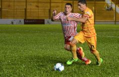 Foto de la galería: En una ráfaga Crucero lo dio vuelta y derrotó de local a Los Andes