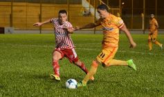 Foto de la galería: En una ráfaga Crucero lo dio vuelta y derrotó de local a Los Andes