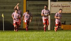 Foto de la galería: En una ráfaga Crucero lo dio vuelta y derrotó de local a Los Andes