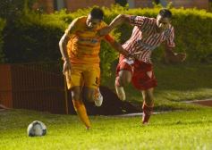 Foto de la galería: En una ráfaga Crucero lo dio vuelta y derrotó de local a Los Andes