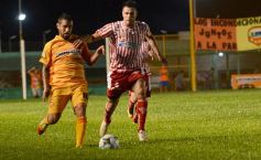 Foto de la galería: En una ráfaga Crucero lo dio vuelta y derrotó de local a Los Andes