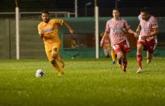 Foto de la galería: En una ráfaga Crucero lo dio vuelta y derrotó de local a Los Andes