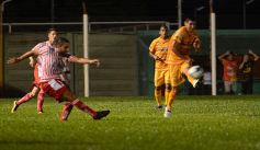 Foto de la galería: En una ráfaga Crucero lo dio vuelta y derrotó de local a Los Andes