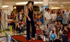 Foto de la galería: Colección Otoño-Invierno 2017, un desfile imponente en el Posadas Plaza Shopping