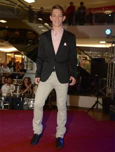 Foto de la galería: Colección Otoño-Invierno 2017, un desfile imponente en el Posadas Plaza Shopping