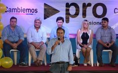 Foto de la galería: Referentes del PRO en todo Misiones se reunieron en el club Racing