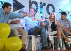 Foto de la galería: Referentes del PRO en todo Misiones se reunieron en el club Racing