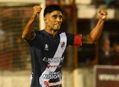 Foto de la galería: Hubo lluvia de goles en Villa Sarita, pero Guaraní no pudo ganar