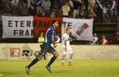 Foto de la galería: Hubo lluvia de goles en Villa Sarita, pero Guaraní no pudo ganar