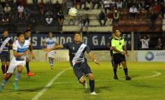Foto de la galería: Hubo lluvia de goles en Villa Sarita, pero Guaraní no pudo ganar