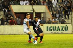 Foto de la galería: Hubo lluvia de goles en Villa Sarita, pero Guaraní no pudo ganar