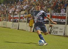 Foto de la galería: Hubo lluvia de goles en Villa Sarita, pero Guaraní no pudo ganar