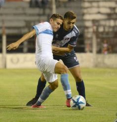Foto de la galería: Hubo lluvia de goles en Villa Sarita, pero Guaraní no pudo ganar