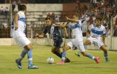 Foto de la galería: Hubo lluvia de goles en Villa Sarita, pero Guaraní no pudo ganar
