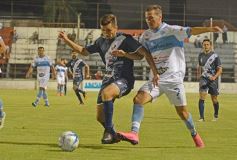 Foto de la galería: Hubo lluvia de goles en Villa Sarita, pero Guaraní no pudo ganar
