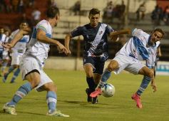 Foto de la galería: Hubo lluvia de goles en Villa Sarita, pero Guaraní no pudo ganar