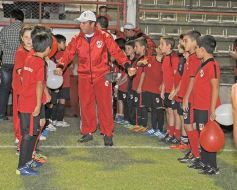 Foto de la galería: Hubo lluvia de goles en Villa Sarita, pero Guaraní no pudo ganar