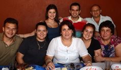 Foto de la galería: De recorrida: del cumple de Mauricio a la Rosadita