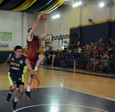 Foto de la galería: Tokio derrotó a Mitre en la primera del Provincial de básquet