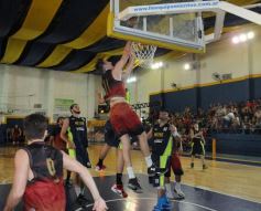Foto de la galería: Tokio derrotó a Mitre en la primera del Provincial de básquet