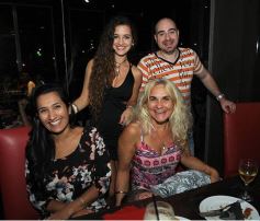 Foto de la galería: Noche de cumpleaños en Itakuá