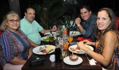 Foto de la galería: Noche de cumpleaños en Itakuá