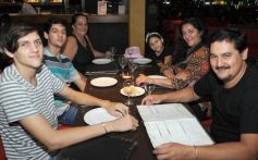 Foto de la galería: Noche de cumpleaños en Itakuá