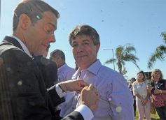 Foto de la galería: Homenaje a los veteranos de Malvinas en la costanera posadeña