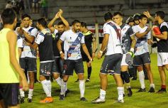 Foto de la galería: Guaraní consiguió dos empates seguidos y sigue peleando para mantener la categoría